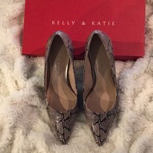 Kelly & Katie Natural Multi Kipling Snake Pump